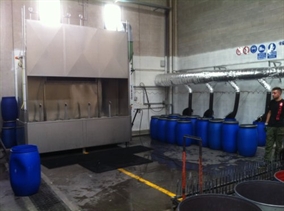 FUSTAMERIA FONTANA - impianto lavaggio fusti plastica (fusti a banana)